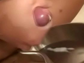 Big beautiful woman from the Philippines has no barrier for pleasure