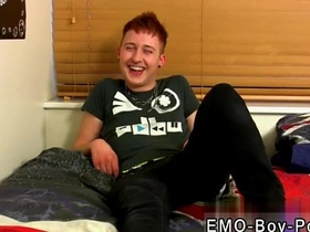 Asian teen's first gay experience with emo twinks