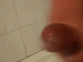 Asian handjob leads to amazing cumshot